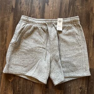 Abercrombie & Fitch Men’s Gray Fleece Sweat Shorts – Medium – NWT